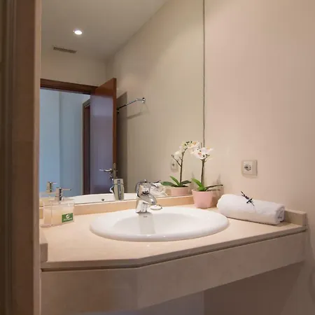 Holiday home Homeforguest Salobre Golf Villa, Pool, Bbq, Wifi, Stunning Views *