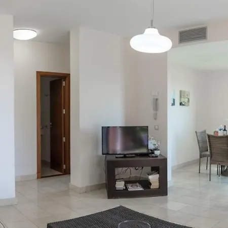 Homeforguest Salobre Golf Villa, Pool, Bbq, Wifi, Stunning Views * San Bartolome de Tirajana (Gran Canaria)
