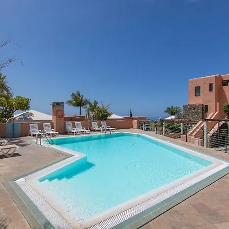 Homeforguest Salobre Golf Villa, Pool, Bbq, Wifi, Stunning Views Holiday home San Bartolome de Tirajana (Gran Canaria)