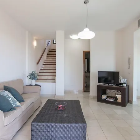 Homeforguest Salobre Golf Villa, Pool, Bbq, Wifi, Stunning Views Hébergement de vacances San Bartolomé